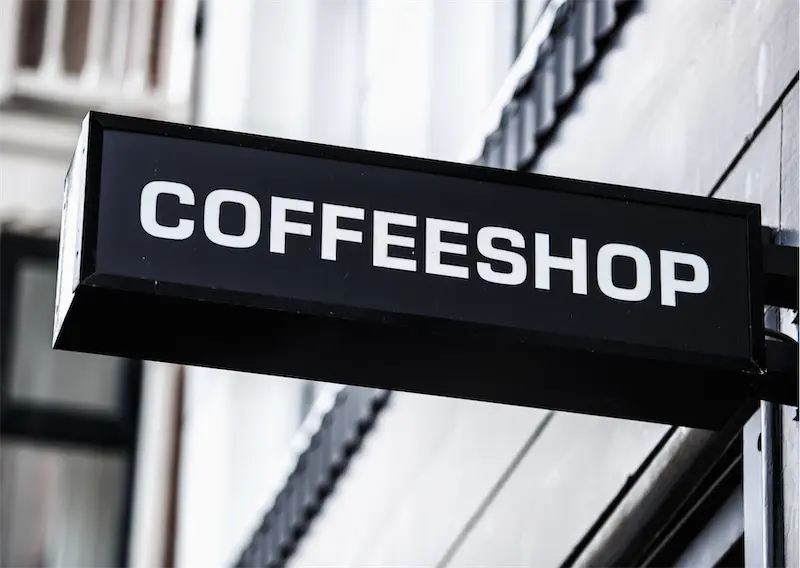 Schild von einem Coffeeshop